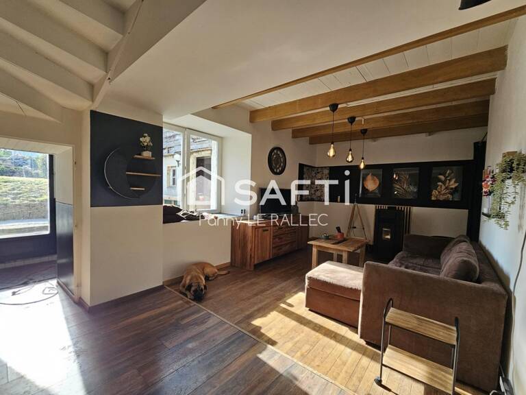 Maison rénovée en plein centre ville — photo 1