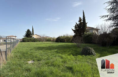 Terrain constructible 743 m2   Vernaison limite Charly   Lib — photo du bien