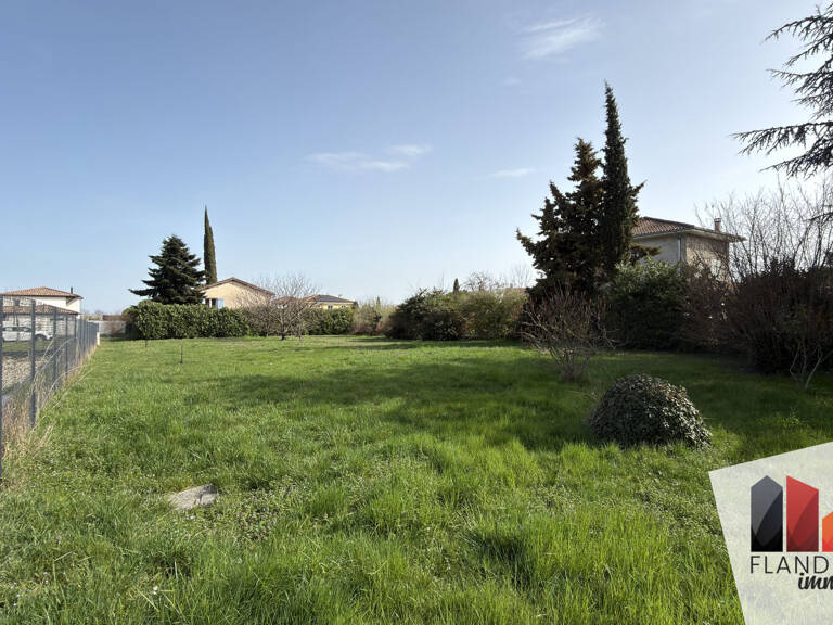 Terrain constructible 743 m2   Vernaison limite Charly   Lib — photo 1
