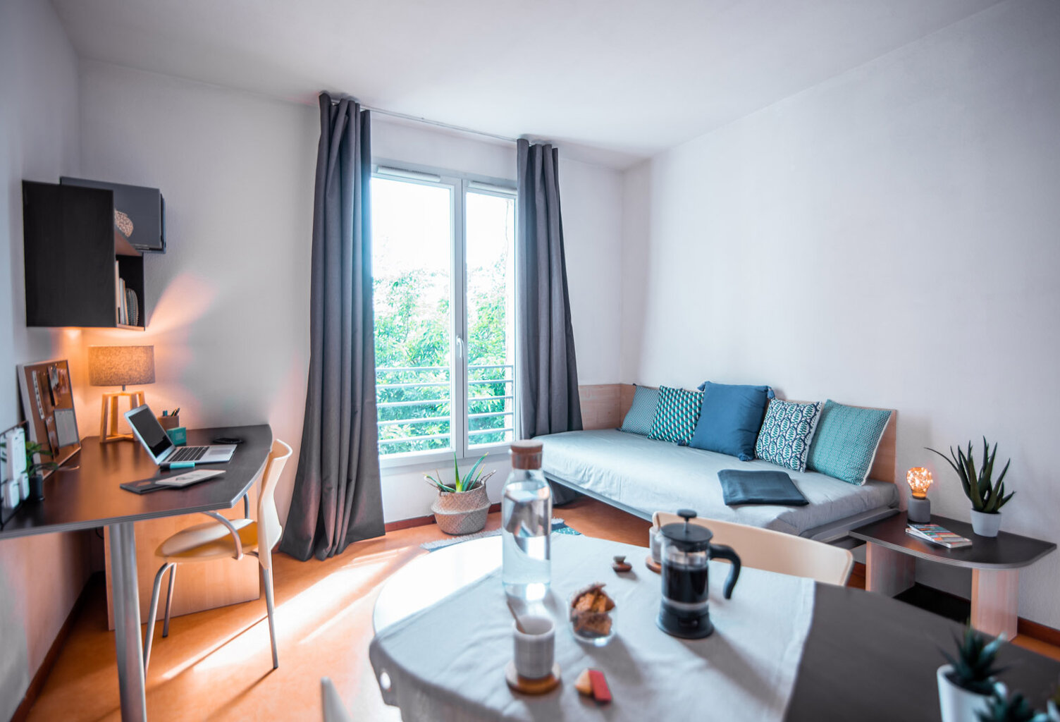 LYON PORTE DE GERLAND / VENISSIEUX - studio meublé 18,07 m² - spécial investisseur — photo 1