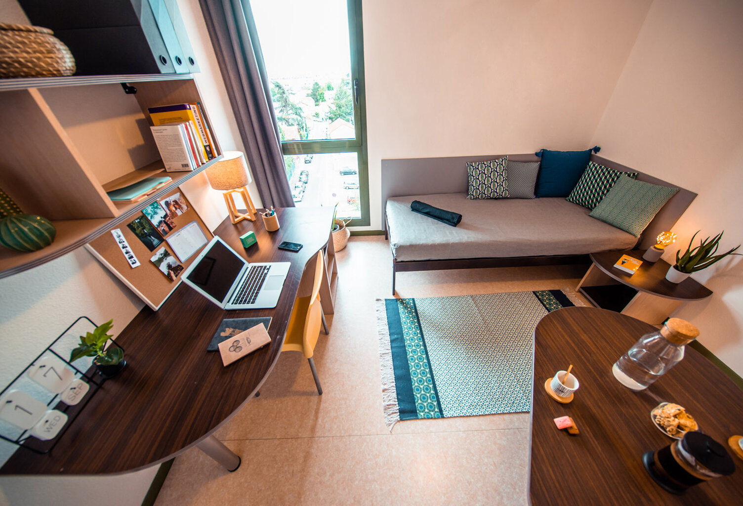 ROANNE/ CENTRE VILLE- studio meublé 18,31 m² - spécial investisseur — photo 1