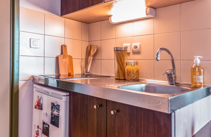 ROANNE/ CENTRE VILLE- studio meublé 18,31 m² - spécial investisseur — photo 4