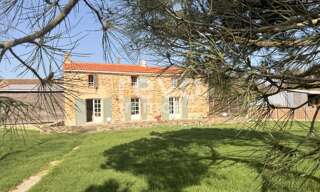 Maison 8 Pièces 141 m² à vendre à Les Brouzils (85260)