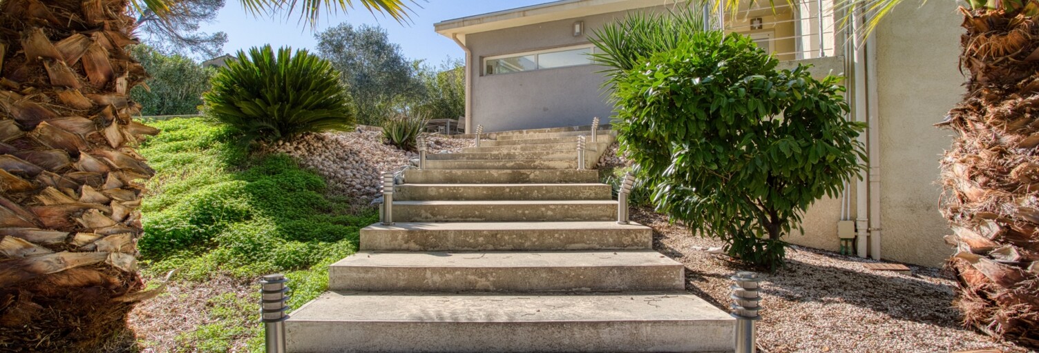 Maison 5 Pièces 146 m² à vendre à Saint-Raphaël (83700)