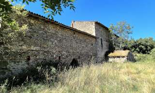 Maison 1 Pièce 420 m² à vendre à Saint-Genès-la-Tourette (63580)