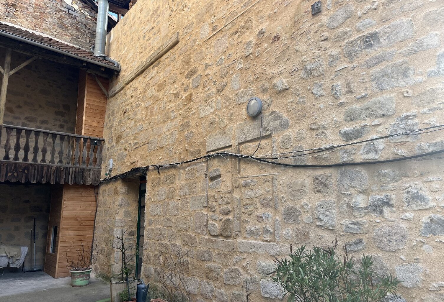 Appartement à rénover — photo 1