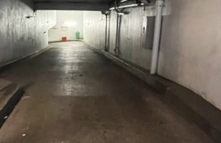 Garage — photo 3