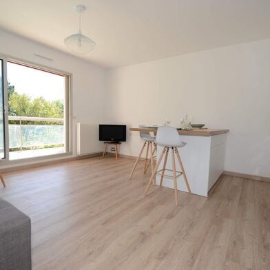 Appartement 1 pièces 241700 €