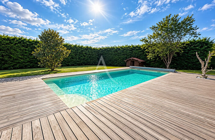 PUJAUDRAN - Villa T6 - 170m2 5 chambres avec piscine et double garage sur 4100m² — photo 3
