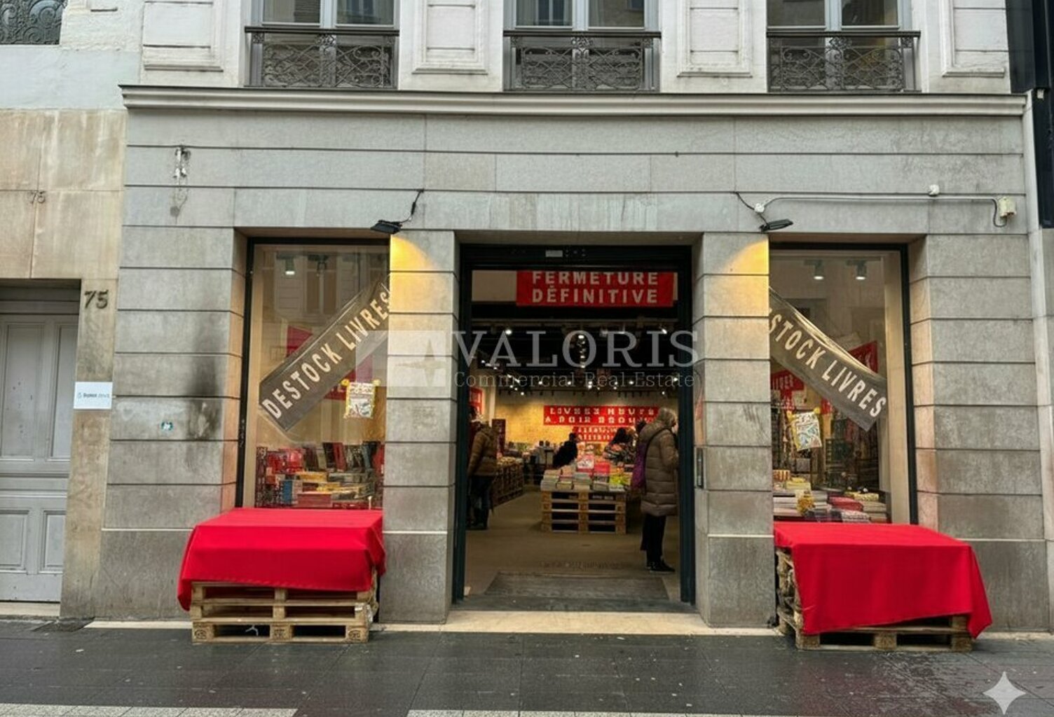 LOCAL COMMERCIAL à LOUER — photo 1