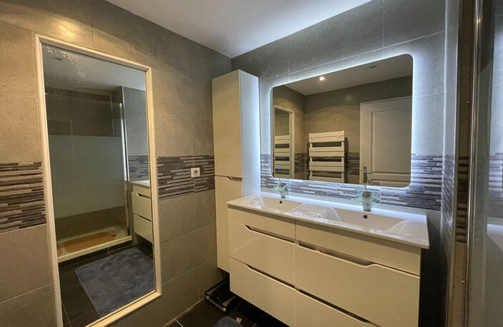 EXCLUSIVITE ANGLET - HARDOY - Appartement de Type 4 avec Garage — photo 4