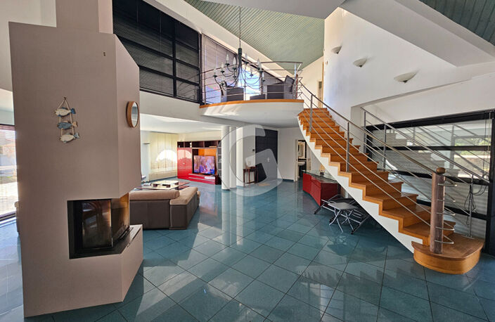 MAISON 5 PIECES 277 m² A VENDRE LA TRANCHE SUR MER — photo 3