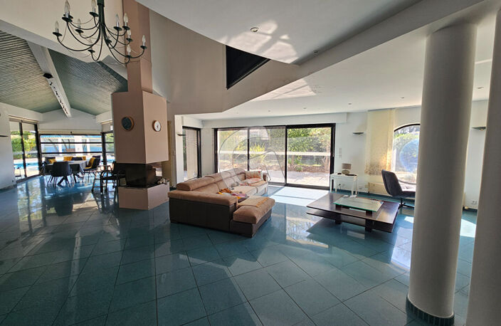 MAISON 5 PIECES 277 m² A VENDRE LA TRANCHE SUR MER — photo 4