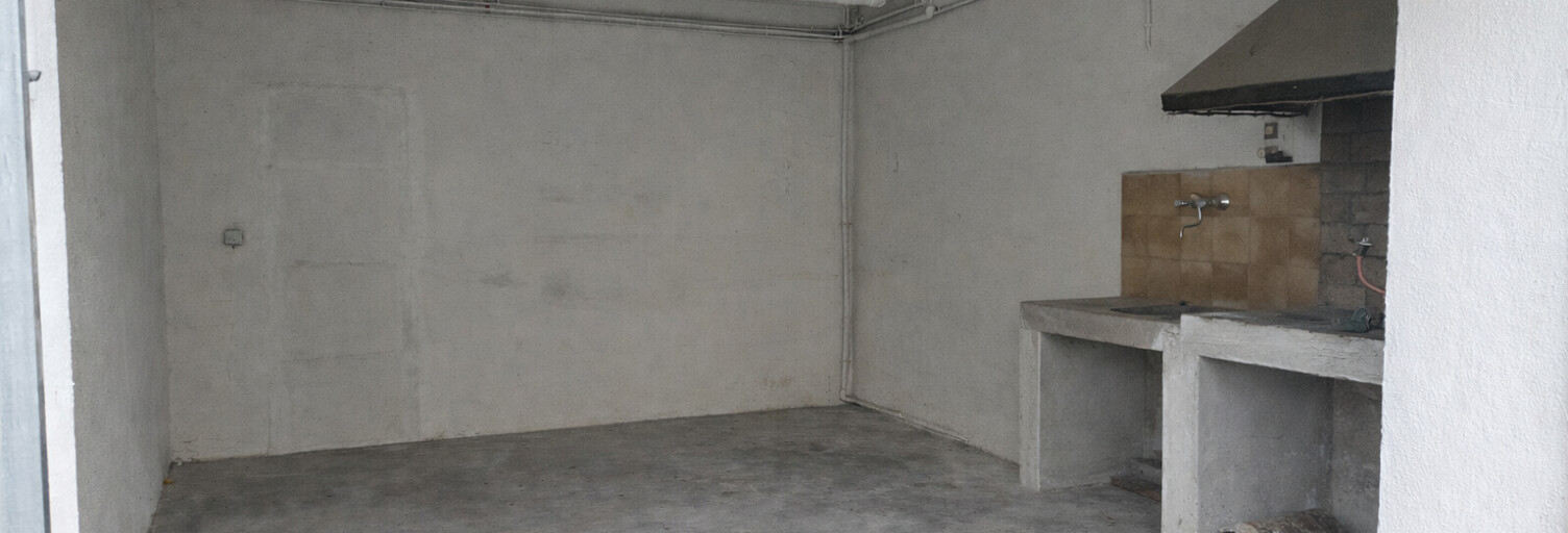 Garage  17 m² à louer à Cabriès (13480)