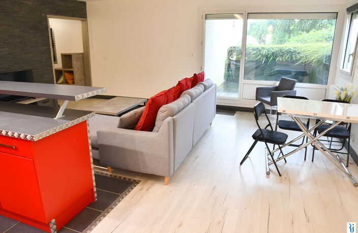 Appartement  3 pièce(s) 73 m2 avec terrasse, cave et parking privatif — photo 3