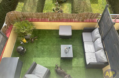 Appartement 4 pièces 242990 €