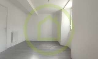 Immeuble  280 m² à vendre à Saint-Genis-de-Saintonge (17240)