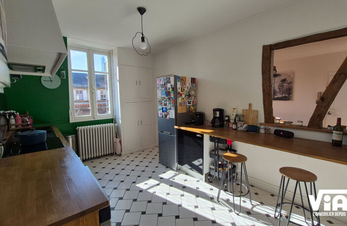 Proche centre Saint Martial Charmant type 3 en duplex — photo 4