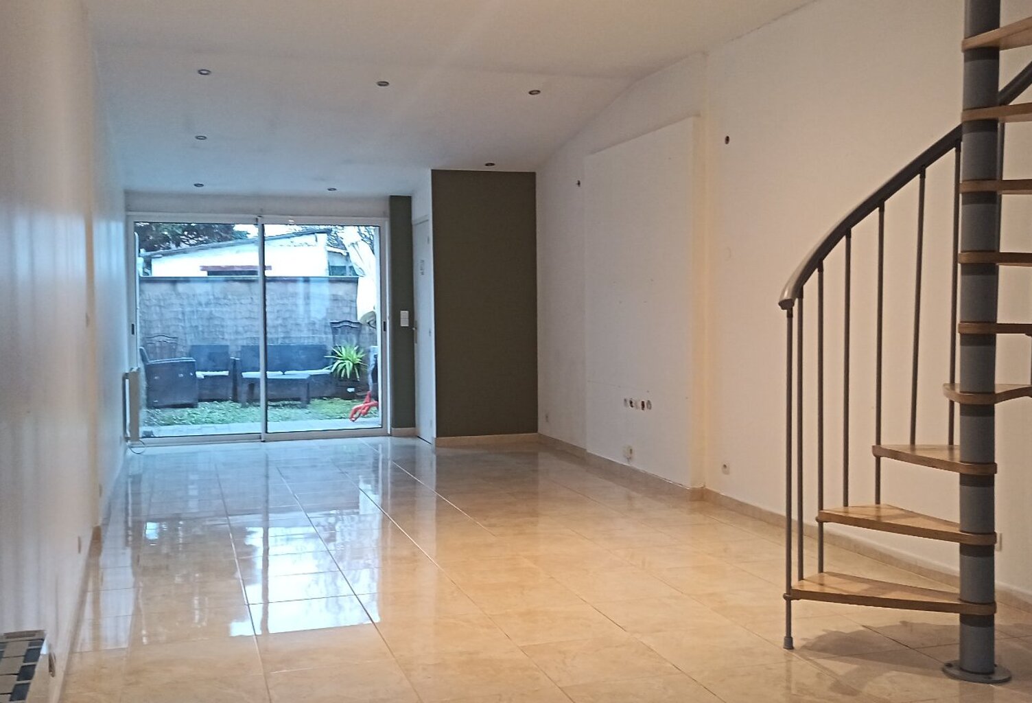Maison — photo 1