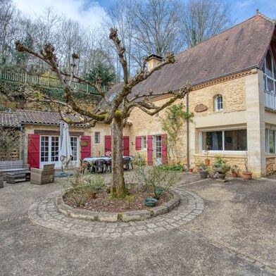 Maison 6 pièces 446250 €