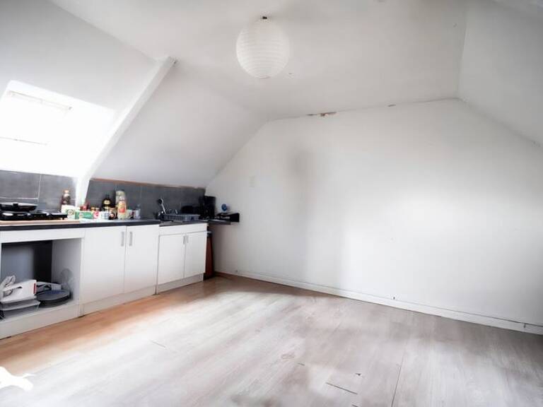 Maison en pierre de 8 pièces principales — photo 1