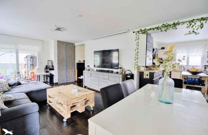 Contemporaine de 7 pièces principales — photo 2