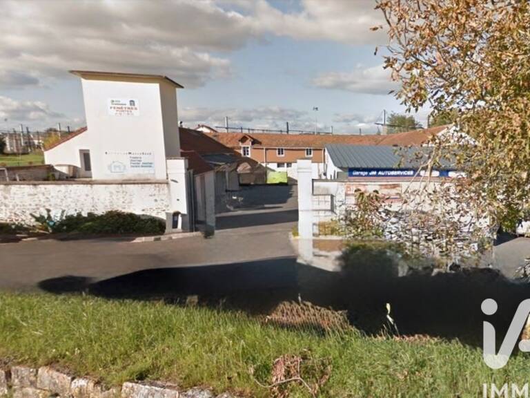 Vente Immeuble 1 600 m&sup2; — photo 1