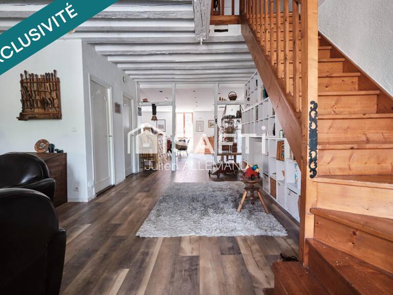 Maison en pierres, offrant de beaux volumes ! — photo 1