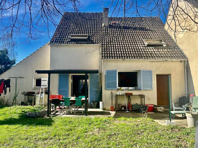 Maison familiale située à Souppes-sur-Loing. — photo du bien