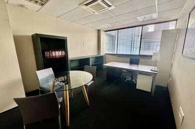 Bureau  60000 €