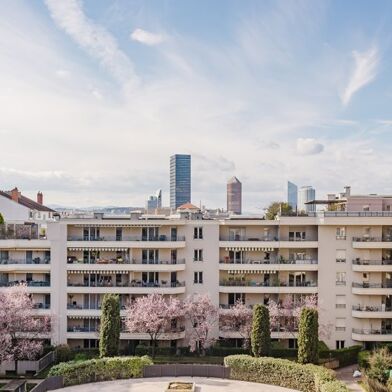 Appartement 4 pièces 447525 €