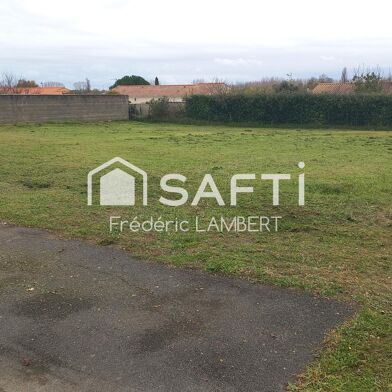 Terrain  53000 €