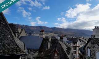 Immeuble  157 m² à vendre à Vic-sur-Cère (15800)