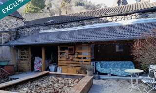 Immeuble  157 m² à vendre à Vic-sur-Cère (15800)