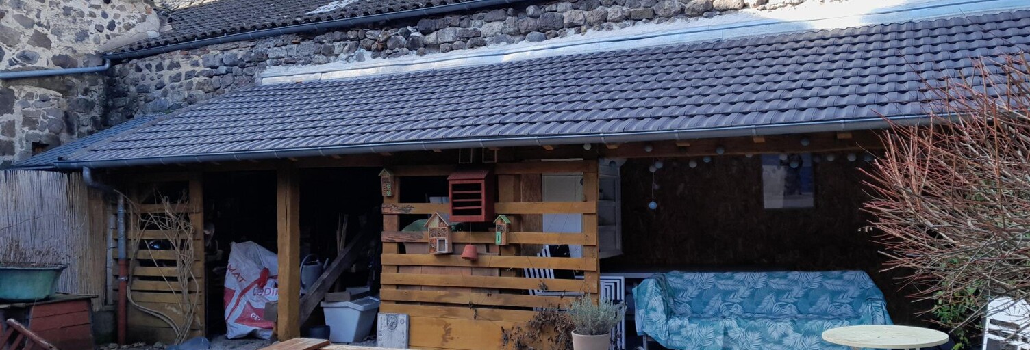 Immeuble  157 m² à vendre à Vic-sur-Cère (15800)
