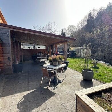 Maison 10 pièces 379000 €
