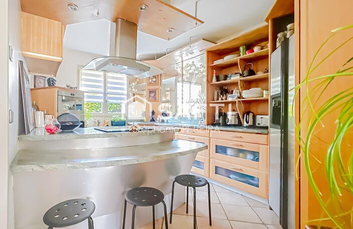 Maison non mitoyenne : 5 chambres, séjour de 48 m² — photo 4