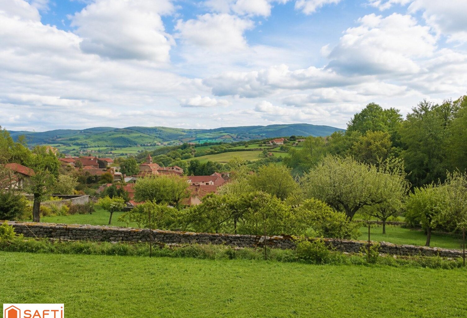 Terrain constructible de prestige proche Cluny! — photo 1