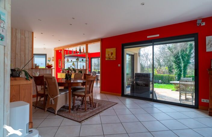 Vente maison 7 pièces 220 m² Pleuven (29170) — photo 2