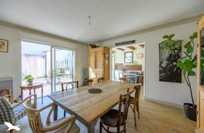 Maison de ville de 5 pièces principales — photo du bien