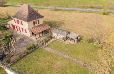 Maison de bourg de 5 pièces principales — photo du bien