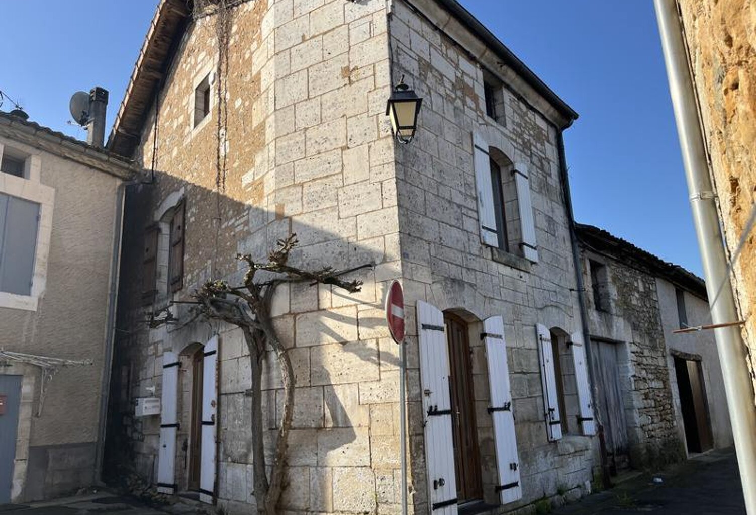 Maison de bourg de 4 pièces principales — photo 1