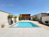 Maison de ville esprit Loft   190 m2   Piscine   Prestations — photo 2