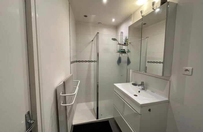 APPARTEMENT T2 CENTRE VILLE — photo 5