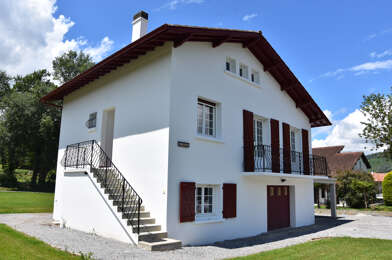 Appartement 4 pièces 810 €