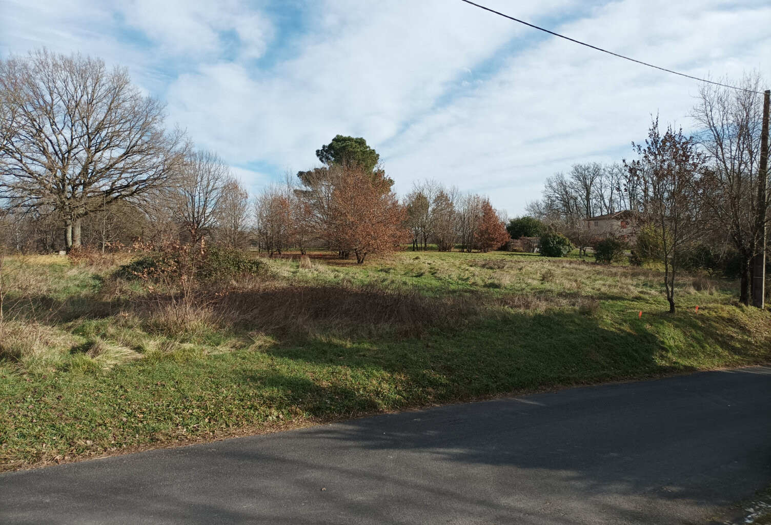 Terrain plat à bâtir — photo 1