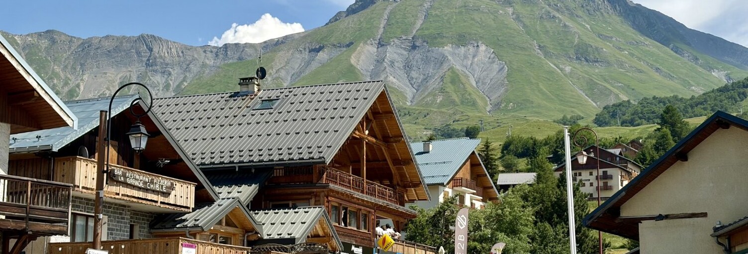 Immeuble  371 m² à vendre à Albiez-Montrond (73300)