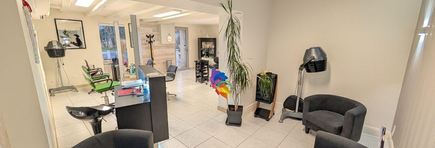 Commerce  52 m² à vendre à Persac (86320)
