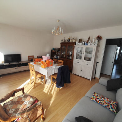 Appartement 4 pièces 107000 €