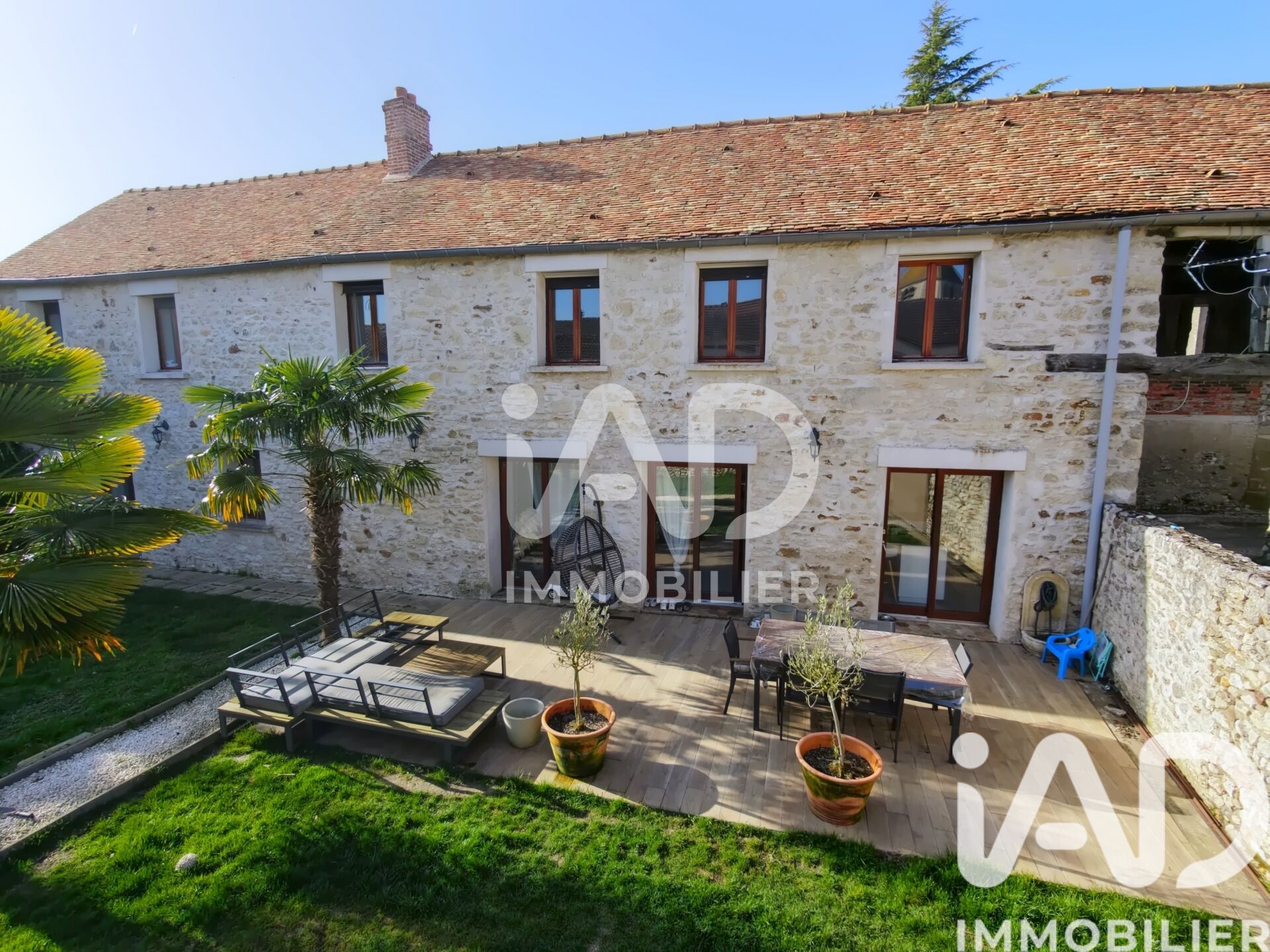 Boinville-en-Mantois - 175m² - 6p. - 3ch.
